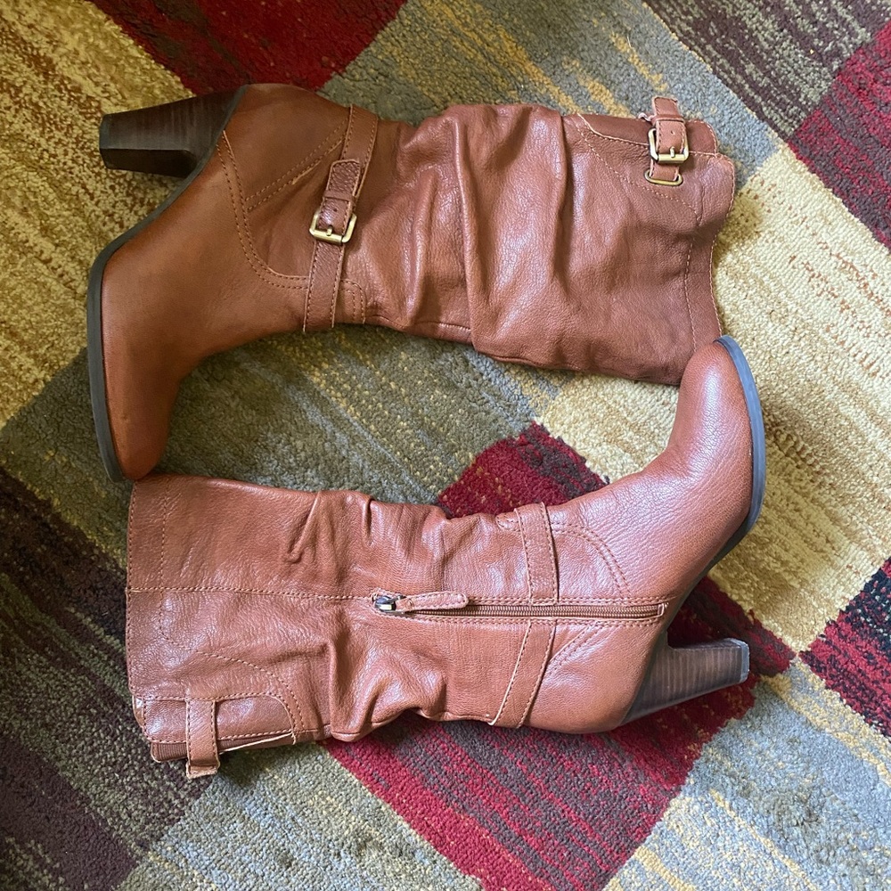 100% authentic leather guess boots